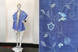 Raw silk scarf hand-embroidered with bird and flower